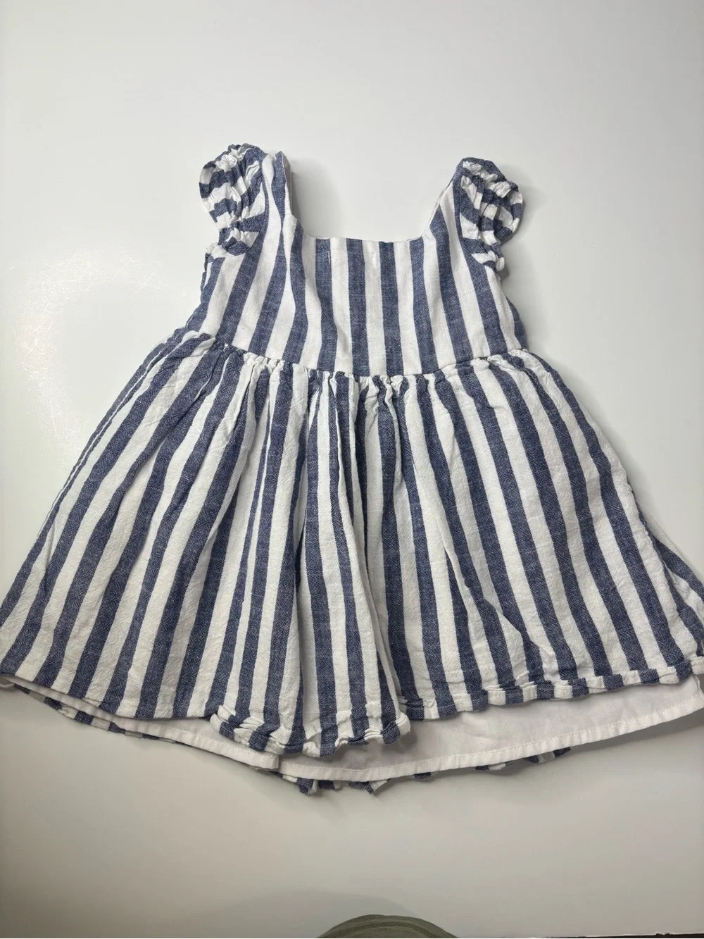 Tahari cute sleeveless